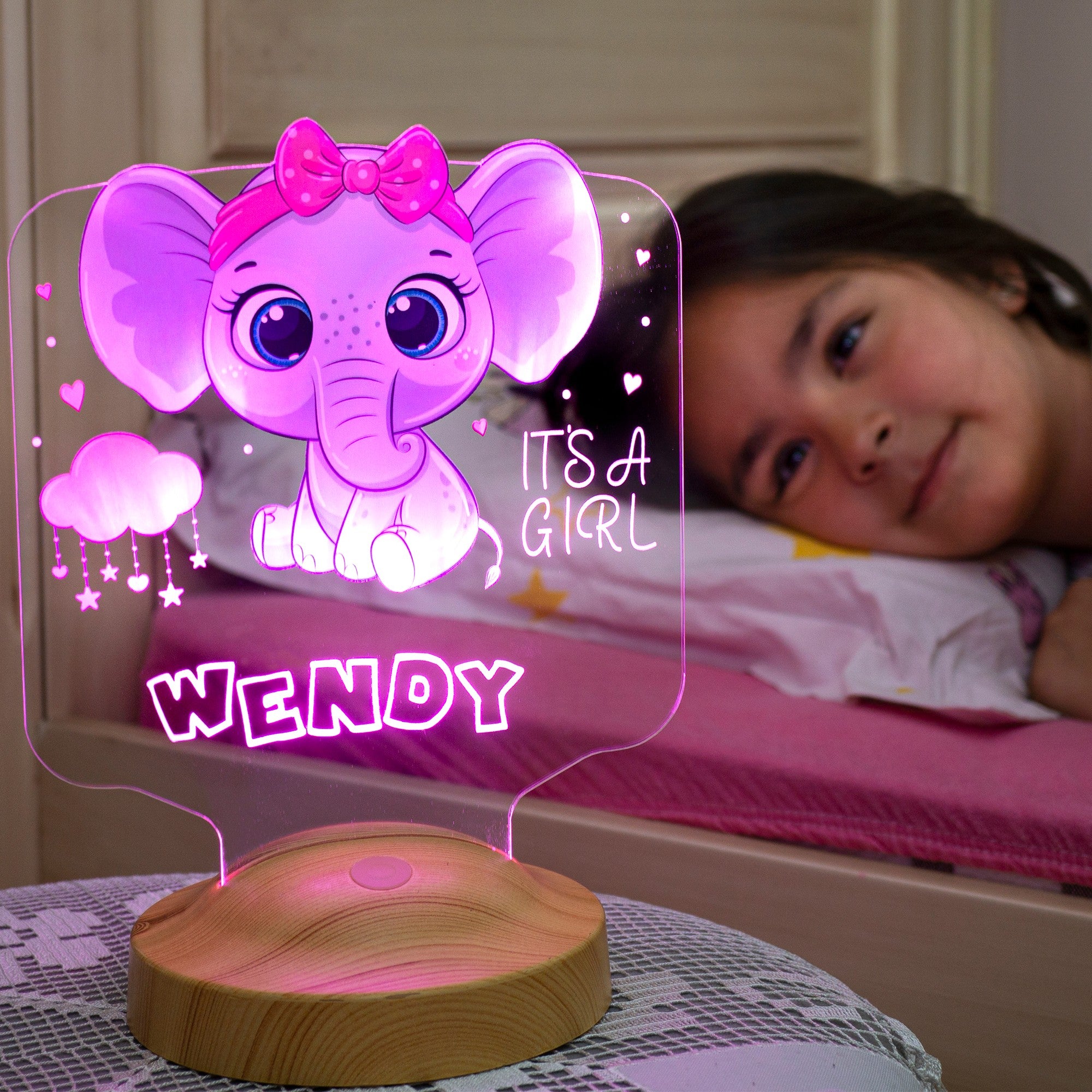 Baby Elefant Baby Geschenk, Elefanten LED Lampe als Nachttisch fürs Kinderzimmer mit Namensgravur, Weihnachtsgeschenk Mädchen oder Jungen
