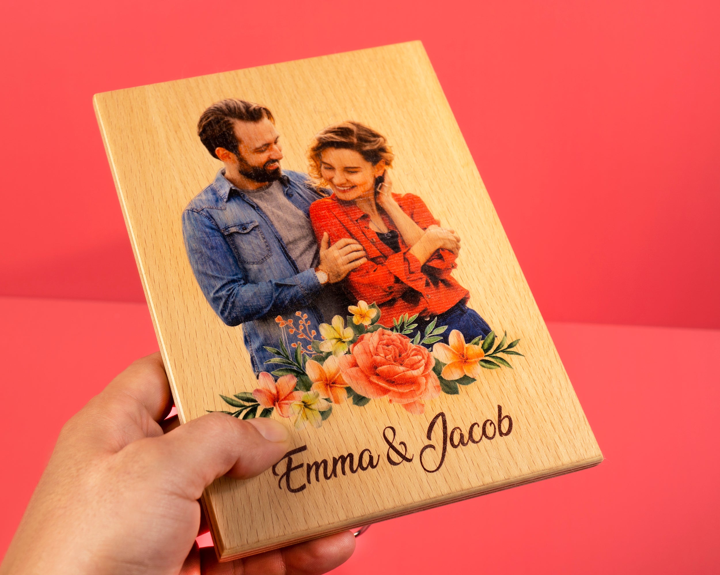 Personalisiertes Fotogeschenk auf Massivholz für besondere Glücksmomente 15x21cm