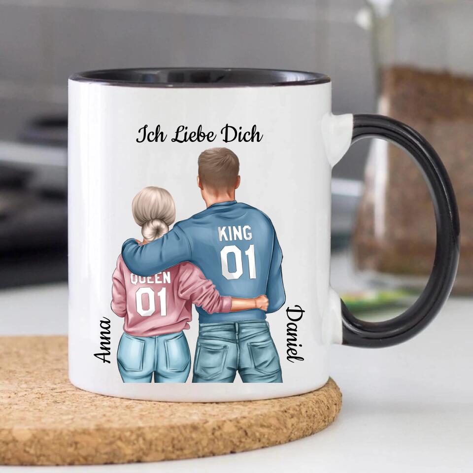 Personalisierte Tasse mit Paar stehend und Herzen