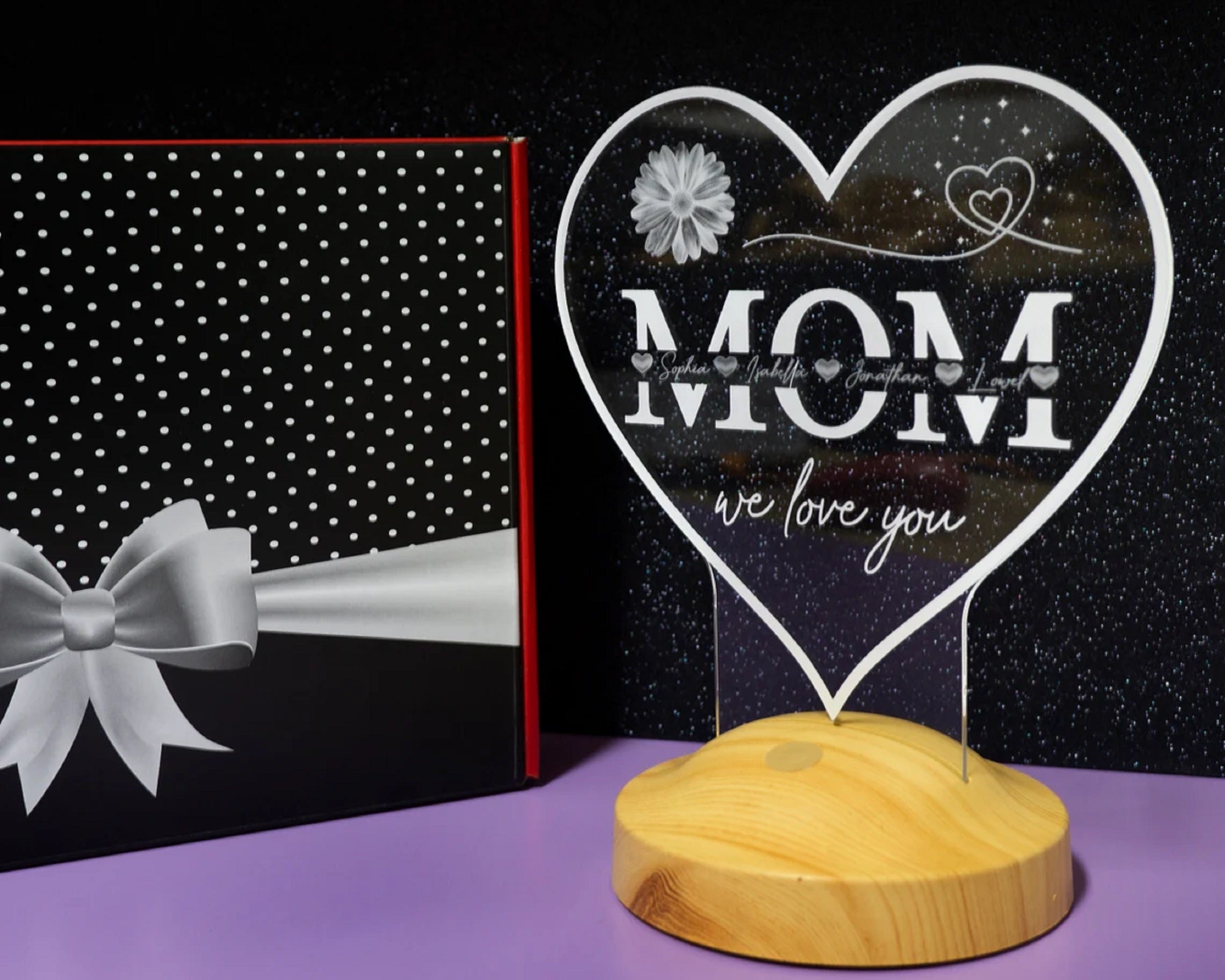 herzförmige personalisierte LED Geschenkelampe für Mutter,Mama mit hochwertigem Lasergravur als Muttertagsgeschenk